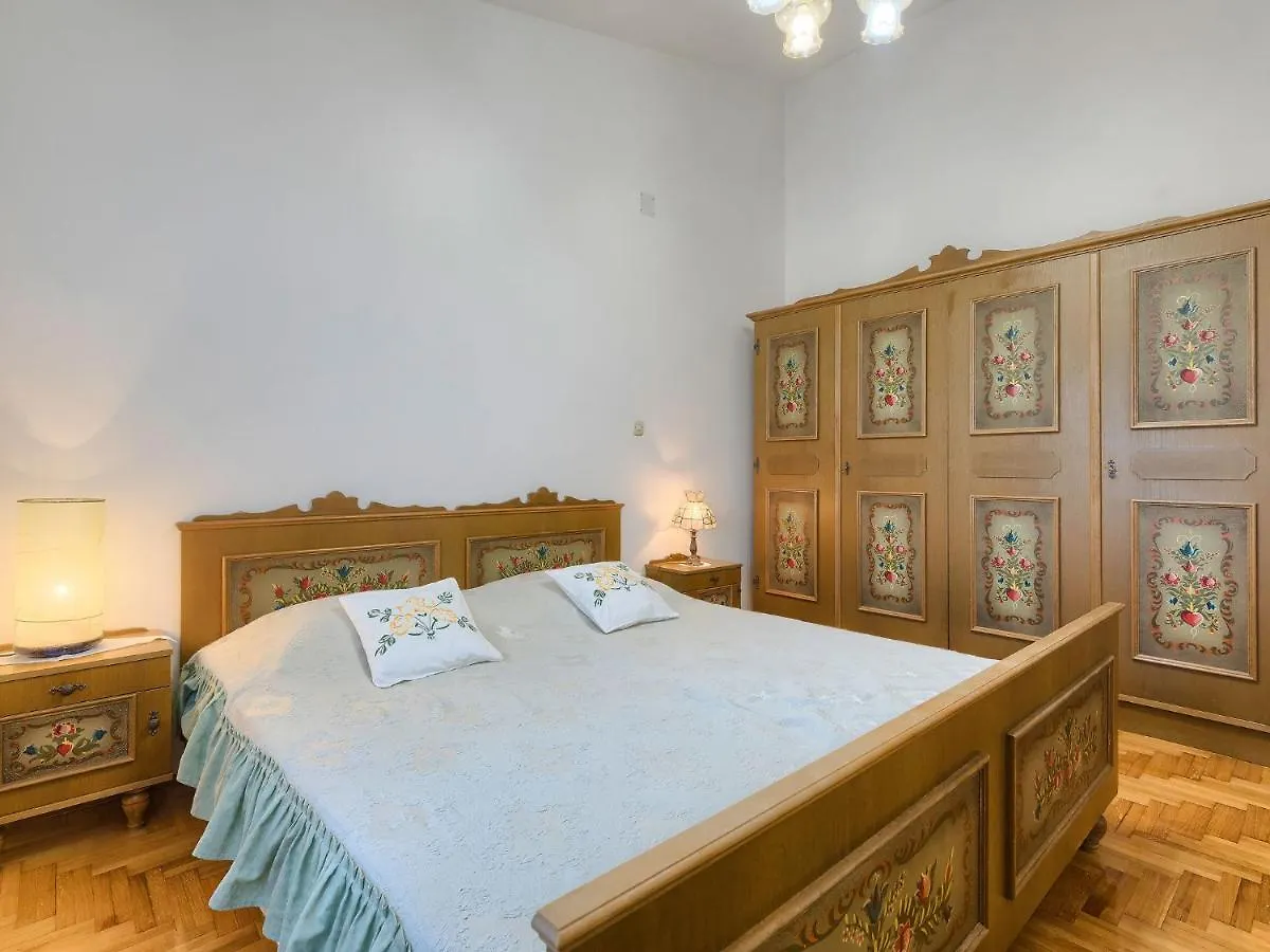 Holiday Home Ana Lucija - Rca508 By Interhome Pula